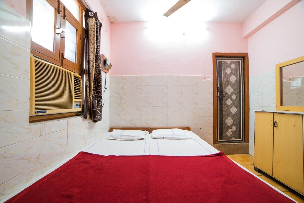 Hotel O Sree Radha Lodge Near Snow World Secundurabad Dış mekan fotoğraf