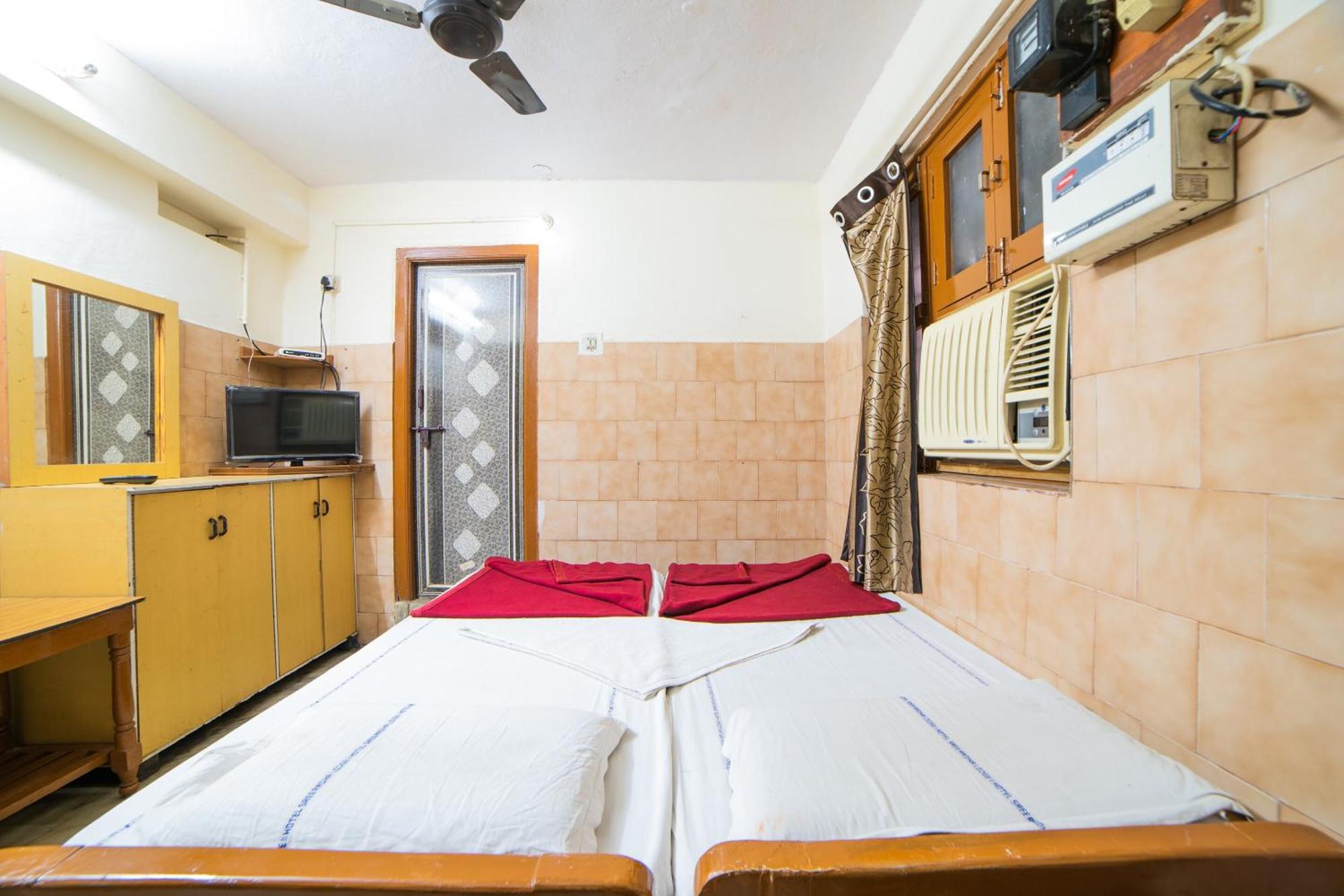 Hotel O Sree Radha Lodge Near Snow World Secundurabad Dış mekan fotoğraf