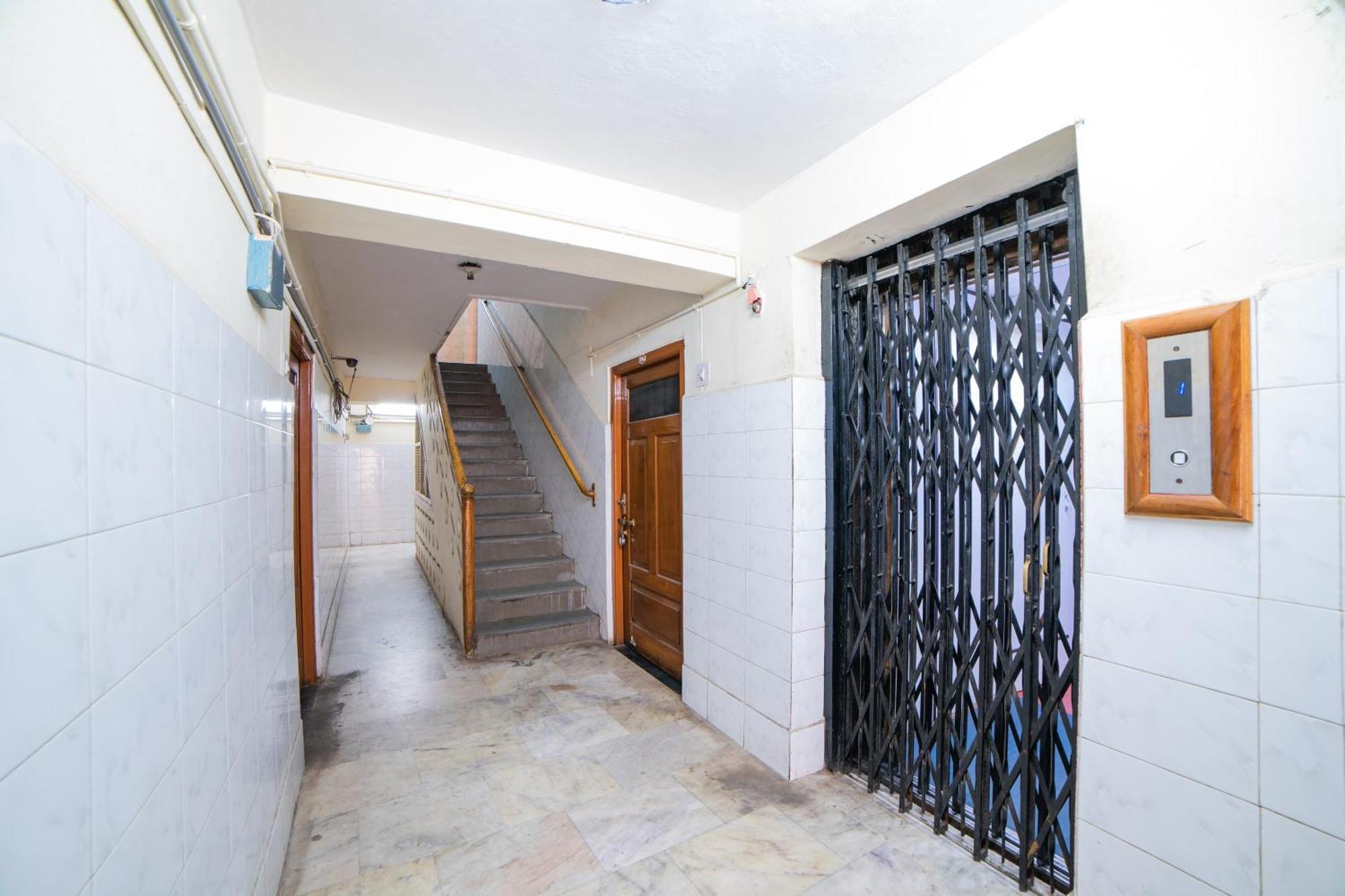 Hotel O Sree Radha Lodge Near Snow World Secundurabad Dış mekan fotoğraf