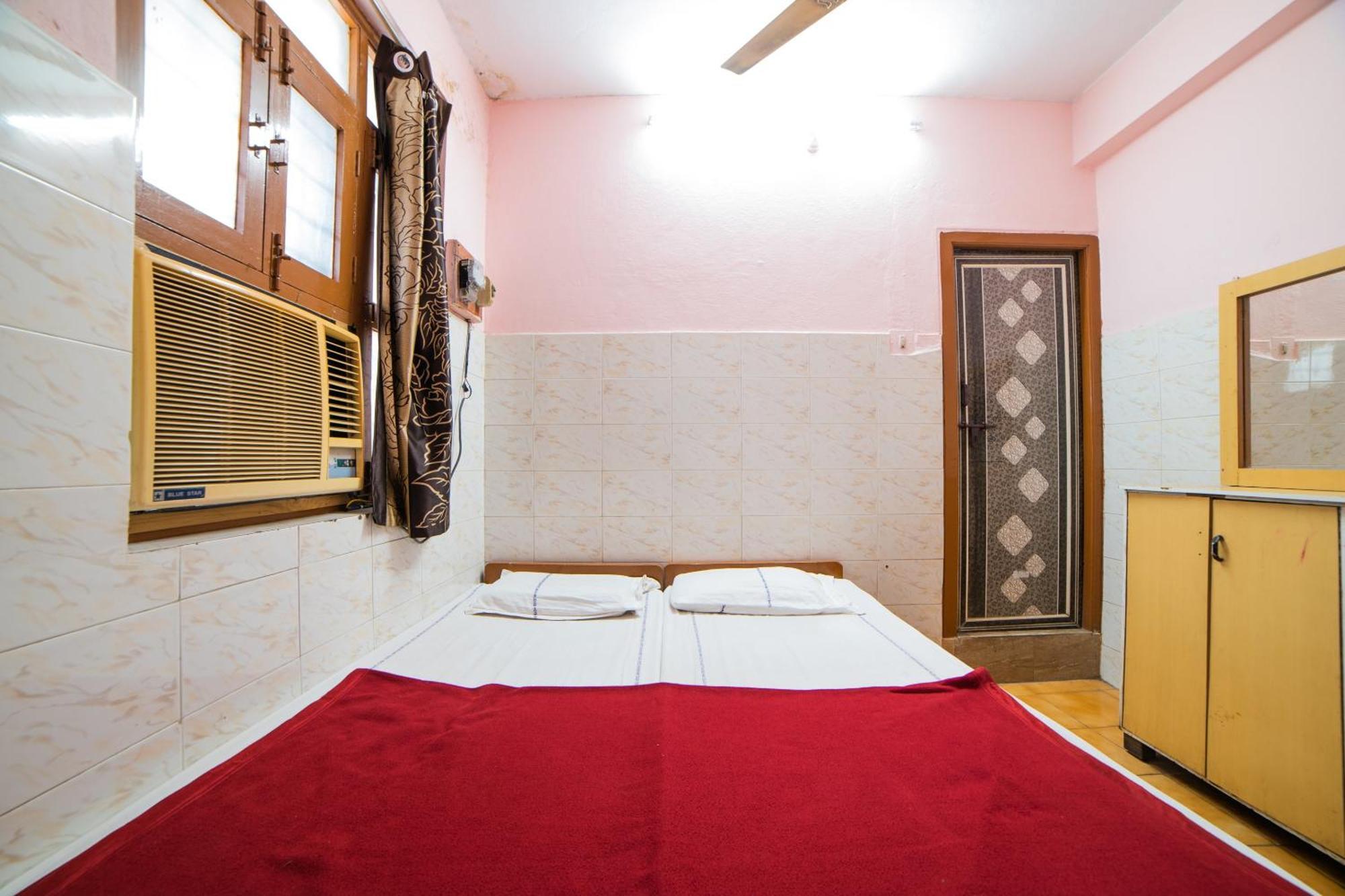 Hotel O Sree Radha Lodge Near Snow World Secundurabad Dış mekan fotoğraf